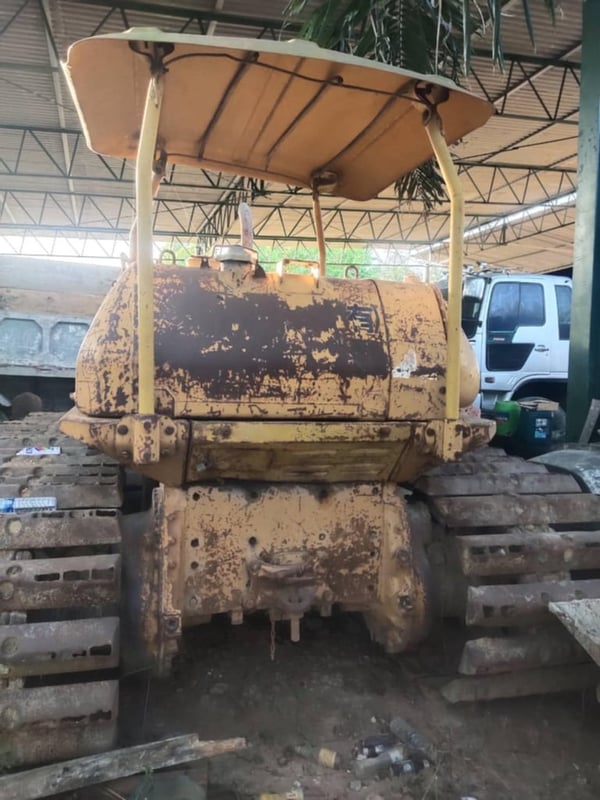 รถแทรกเตอร์komatsu D50p-16 ตีนเป็ด ใช้งานดี ราคา385,000 รถแทรกเตอร์komatsu D50p-16 ตีนเป็ด ใช้งานดี ราคา385,000