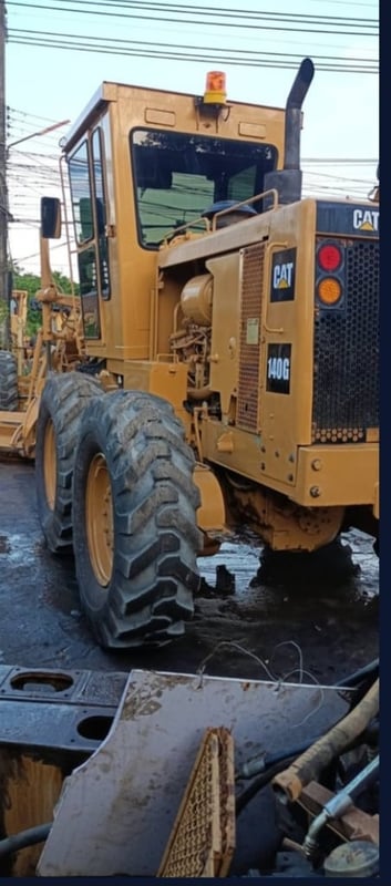 ขายรถเกรดCAT 140G 72v08138 ใช้งานได้ดี  มีทะเบียน  ราคา1,680,000