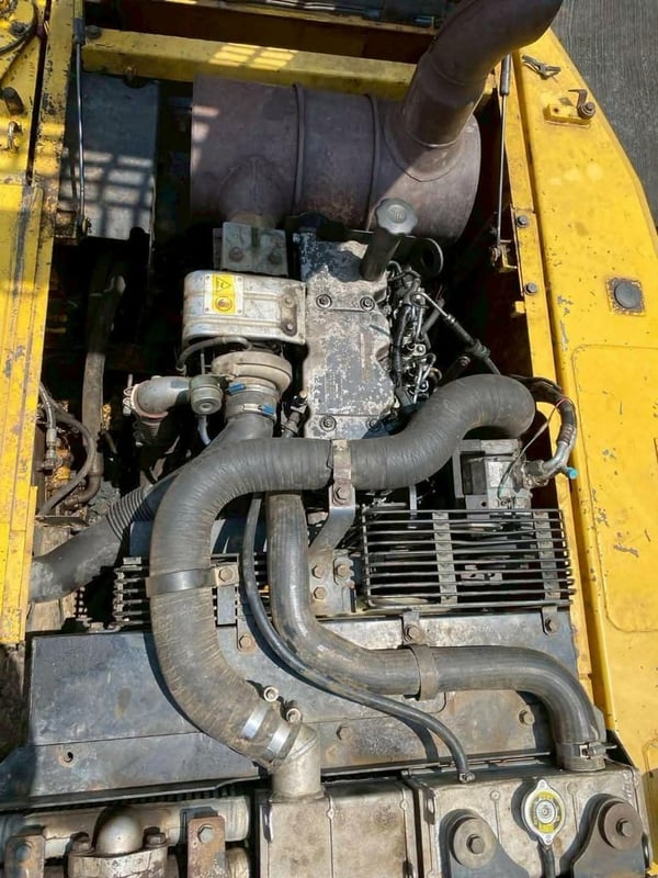 รถแม็คโครkomatsu pc160-8ใช้งานดี ใบซื้อvาย ราคา700,000