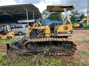 รถแทรกเตอร์komatsu D20pl-6ตีนเป็ด ใบ70cmใช้งานดี ราคา165,000