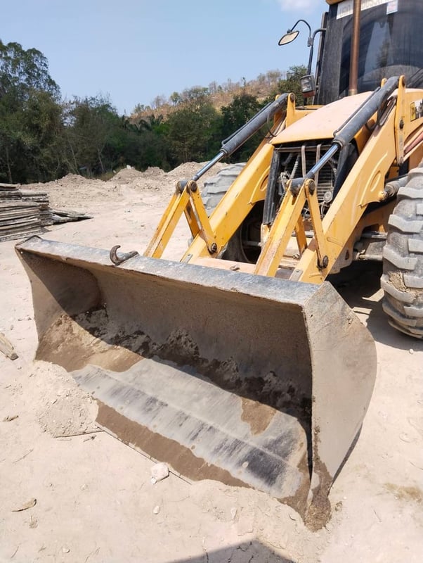 ขายรถหน้าตักหลังขุดjcb 3xcมีทะเบียน ใช้งานดี ราคา4.3แสน ขายรถหน้าตักหลังขุดjcb 3xcมีทะเบียน ใช้งานดี ราคา4.3แสน