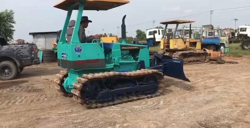 ขายรถแทรกเตอร์konatsu D20p-6ตีนเป็ด ใบมีดสไล้ ใช้งานดี ราคา265,000