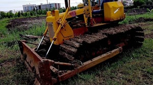 ขายรถแทรกเตอร์mitsubishi Bd2D ตีนเป็ด70ซ.ม.ใช้งานได้ปกติราคา65,000บ.