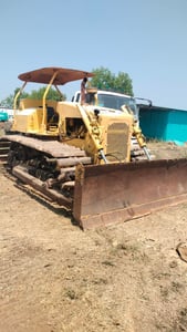 ขายรถแทรกเตอร์CAT D4E ตีนเป็ด ใช้งานดี ใบซื้อขาย ราคาถูกดีๆๆ360,000