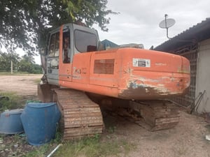 ขายรถแม็คโครHitashi zx200-1 ใช้งานได้ปกติ ใบซื้อขาย ราคาถูกดี3.7แสน ขายรถแม็คโครHitashi zx200-1 ใช้งานได้ปกติ ใบซื้อขาย ราคาถูกดี3.7แสน