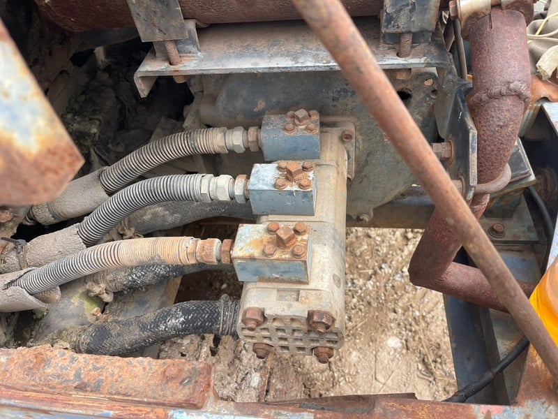 ขายรถแม็คโครรวมสาลี่ kubota kh26 ใช้งานได้ ราคา69,000