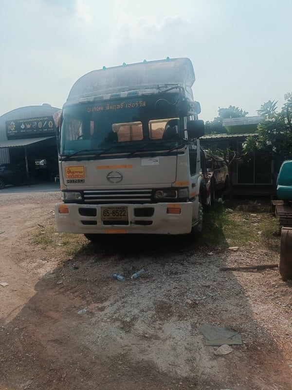 รถหัวลากพร้อมหาง hino 270แรง ใช้งานดี มีทะเบียน ราคา599,000