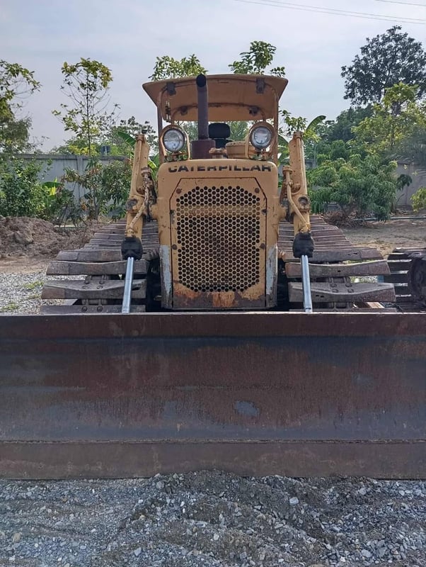 รถแทรกเตอร์CAT D4D ตีนเป็ด ใช้งานดี ใบซื้อขายราคา289,000