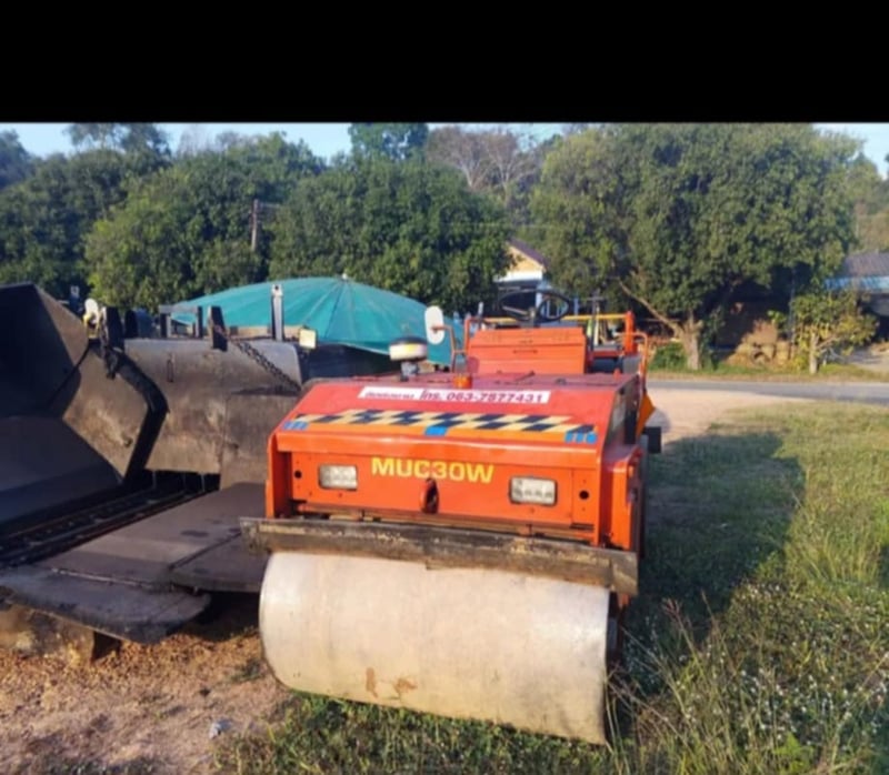 ขายรถบด4ตัน meiwa muc30wใช้งานดี ใบซื้อขาย ราคาถูกดี 180,000 ขายรถบด4ตัน meiwa muc30wใช้งานดี ใบซื้อขาย ราคาถูกดี 180,000