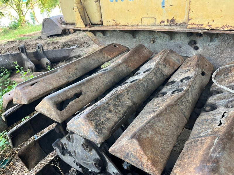 รถแทรดเตอร์ cat D4D ตีนเป็ด ใช้งานดี ใบซื้อvายราคาถูกดีๆๆ 199,000 รถแทรดเตอร์ cat D4D ตีนเป็ด ใช้งานดี ใบซื้อvายราคาถูกดีๆๆ 199,000