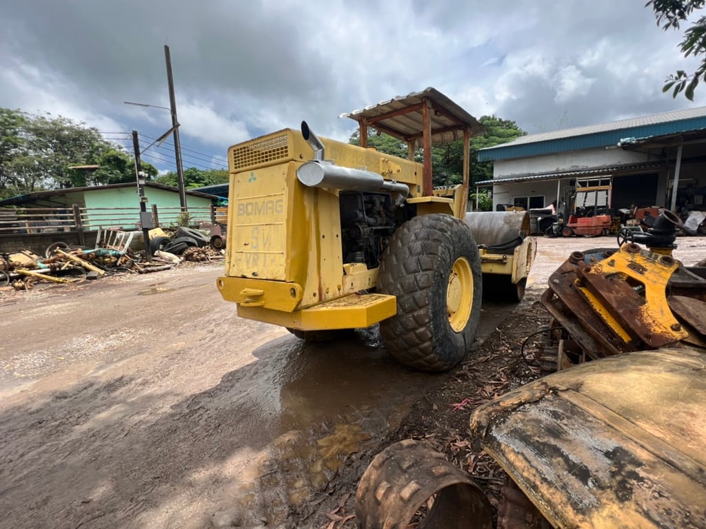 รถบด10ตันBomag BW212-D2 ใบซื้อขาย ใช้งานปกติ ราคา รถบด10ตันBomag BW212-D2 ใบซื้อขาย ใช้งานปกติ ราคา
