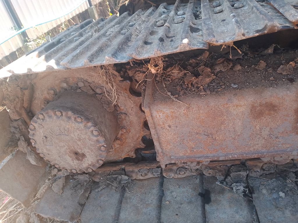 รถแม็คโครkomatsu pc120-5 ใช้งานได้ปกติ ใบซื้อขาย ราคา285,000