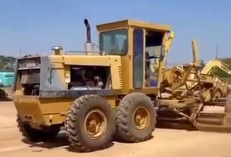 รถเกรด galion 850มีทะเบียน ใช้งานดี ราคา4.5แสน