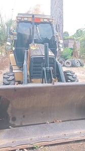 Vายรถหน้าตักหลังขุด CAT 424D ใช้งานดี ใบซื้อvาย ราคาถูกดี 389,000