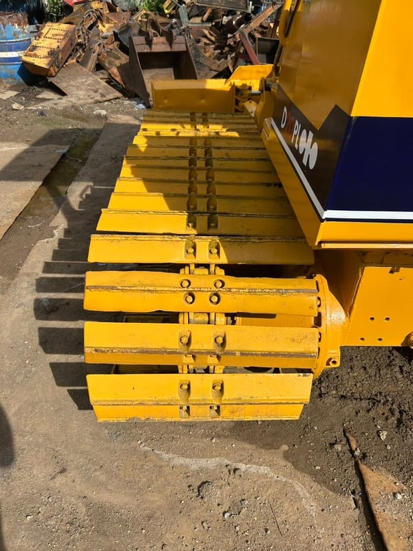 รถแทรกเตอร์komatsu D20p-6ตีนเป็ด ใบ70cm.ใช้งานดี ใบมีดสไล้ ราคาถูกดีๆๆ199,000