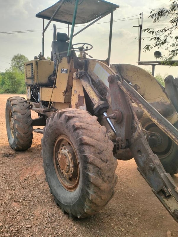 ขายรถตักรวม2คัน cat950b กับ cat920 รวม2คัน ใช้งานได้ ใบซื้อขาย ราคา385,000