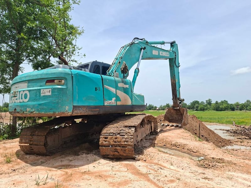 รถแม็คโครkobelco sk200-8ใช้งานดี มีทะเบียน รรคา8.8แสน