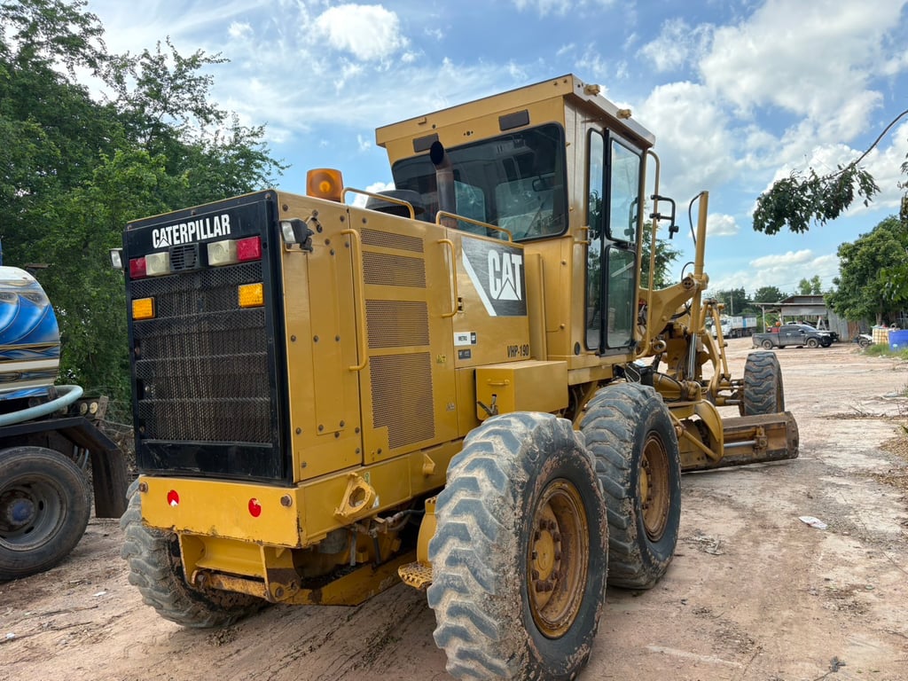 ขายรถเกรดเดอร์CAT 140k ใช้งานดี มีทะเบียน ราคา3.6ล.บาท ขายรถเกรดเดอร์CAT 140k ใช้งานดี มีทะเบียน ราคา3.6ล.บาท