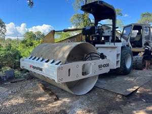 ให้เช่ารถบด10ตัน4ตัน รถแทรกเตอร์ รถเกรด แม็คโคร รถ6ล้อดั้ม