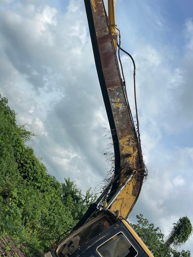 ขาย2คันรวม cat320v2 บูมยาว1 สั้น1 ตามสภาพ ราคา5.8แสน ขาย2คันรวม cat320v2 บูมยาว1 สั้น1 ตามสภาพ ราคา5.8แสน