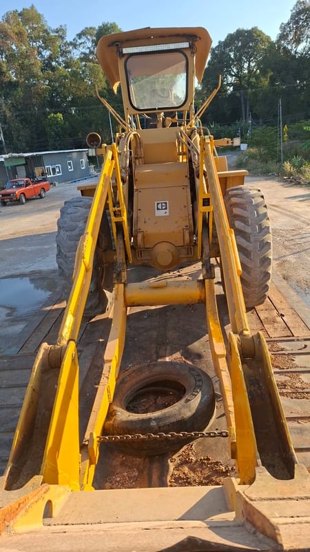 รถตักล้อยางcat 910ใช้งานดี ใบซื้อvาย ราคา2.3แสน