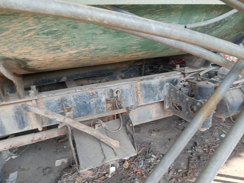 ขายรถ6ล้อน้ำ isuzu 140 ใช้งานได้ดี มีทะเบียน ราคา2.2แสน