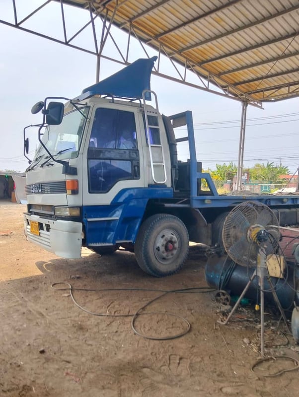 ขายรถเทเลอ12ล้อ isuzu cxg23x 270แรง ใช้งานดี มีทะเบียน ราคา6.3แสน