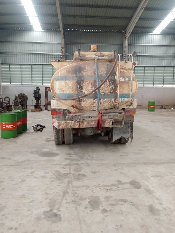 ขายรถน้ำ10ล้อ 2เพลา mitsubishi 195แรง ใช้งานได้ มีทะเบียน ราคา4.3แสน