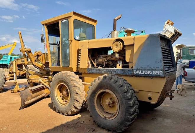 รถเกรด galion 850มีทะเบียน ใช้งานดี ราคา4.5แสน