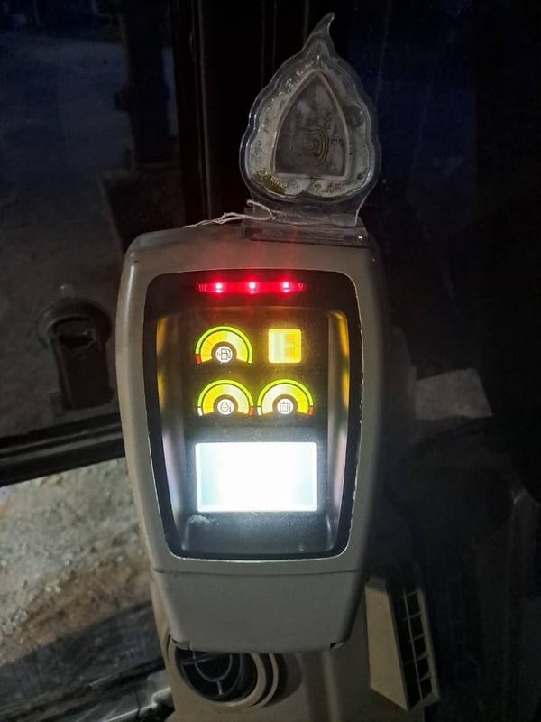 ขายรถแม็คโครCAT 312D  ใช้งานดี ใบอินวอย ราคา6.5แสน