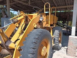 ขายรถตักล้อยางkomatsu jh30 ใช้งานดี ใบซื้อขายราคา1.5แสน