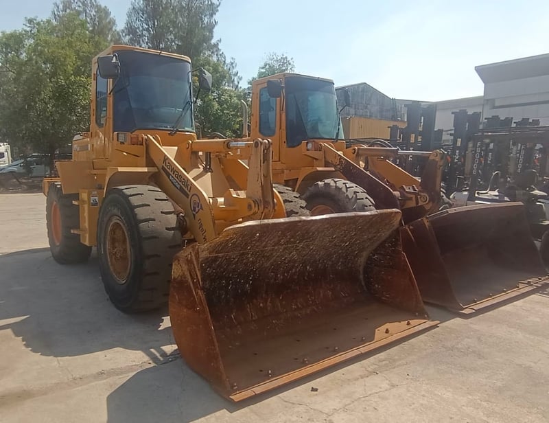 ขายรถตัก.kcm. 2คิว เครื่องisuzu ใบแจ้งจำหน่าย ใช้งานดี ราคา840,000