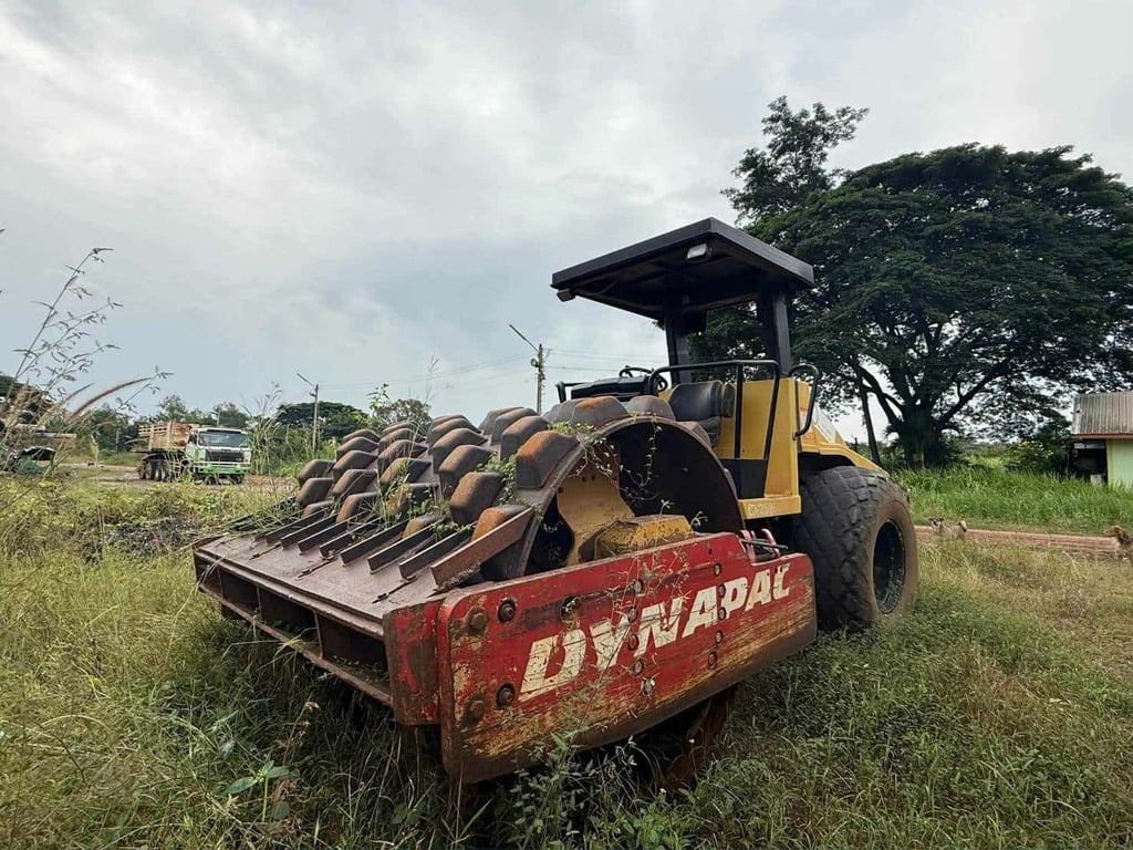 ขายรถบดDynapac ca252PD 2เปลือก ใช้งานได้ดี มีทะเบียน ราคา5.5แสน