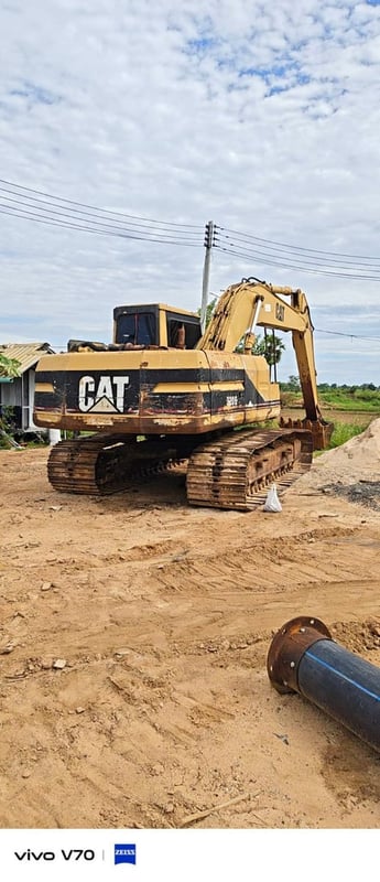 รถแม็คโครcat 320B ใช้งานได้ดี ใบซื้อขาย ราคา289,000