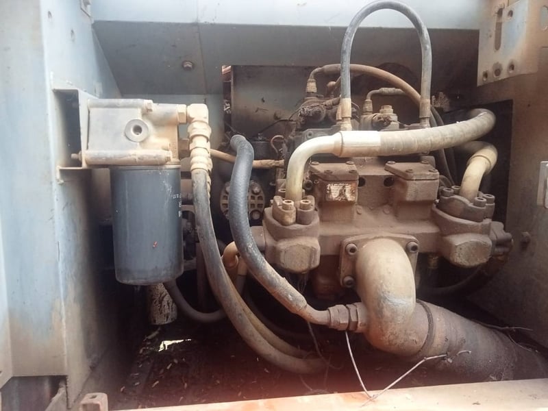 ขายรถแม็คโครHitashi zx200-1 ใช้งานได้ปกติ ใบซื้อขาย ราคาถูกดี3.7แสน ขายรถแม็คโครHitashi zx200-1 ใช้งานได้ปกติ ใบซื้อขาย ราคาถูกดี3.7แสน