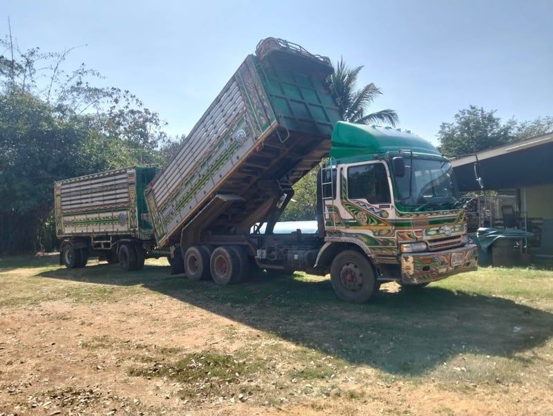 ขายรถ10ล้อพ่วงแม่ลูก hinoเครื่องp11  แคชซี227 มีทะบียน ใช้งานดีราคา599,000