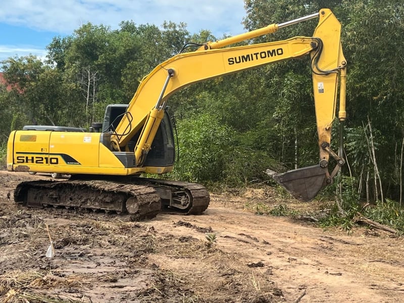 รถแม็คโครsumitomo sh210 ใช้งานได้ดี มีทะเบียน ราคา699,0000