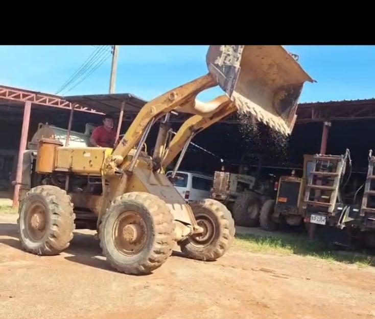 รถตักล้อยาง komatsu jh30 ใช้งานดี ใบซื้อขาย ราคา165,000