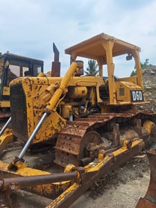 รถแทรกเตอร์CAT D6D เกียร์ตัด ใบซื้อขาย ใช้ฃานดี ราคา7.9แสน รถแทรกเตอร์CAT D6D เกียร์ตัด ใบซื้อขาย ใช้ฃานดี ราคา7.9แสน