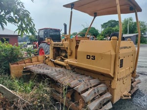 ขายรถแทรกเตอร์CAT D3B ตีนเป็ด ใช้งานดี ใบมีดสไล้ ใบซื้อขาย ราคา285,000 ขายรถแทรกเตอร์CAT D3B ตีนเป็ด ใช้งานดี ใบมีดสไล้ ใบซื้อขาย ราคา285,000