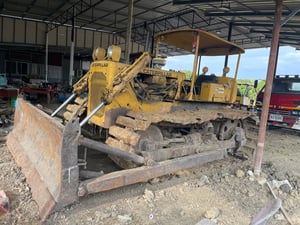 ขายรถแทรกเตอร์cat D4D ตีนเป็ด ใบซื้อขาย ใช้งานดี ราคา2.5แสน