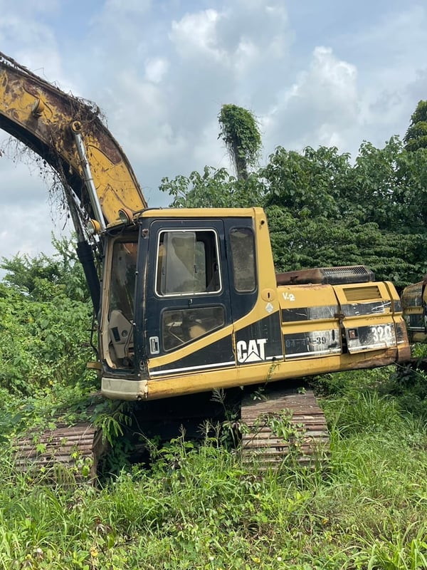 ขาย2คันรวม cat320v2 บูมยาว1 สั้น1 ตามสภาพ ราคา5.8แสน