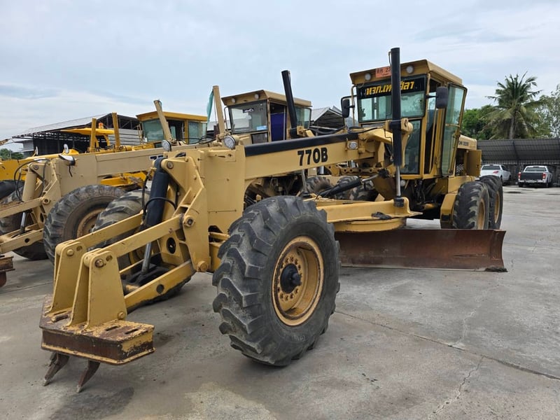 ขายรถเกดรดเดอร์john deere 7708B ใช้งานดีมาก มีทะเยียน ราคาถูกดี6.5แสน