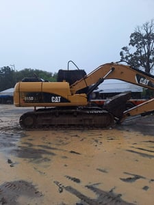 ขายรถแม็คโครCAT 315D มีทะเบียน 17,000บ. ใช้งานได้ดีปกติ ราคาถูกดี5.5แสน