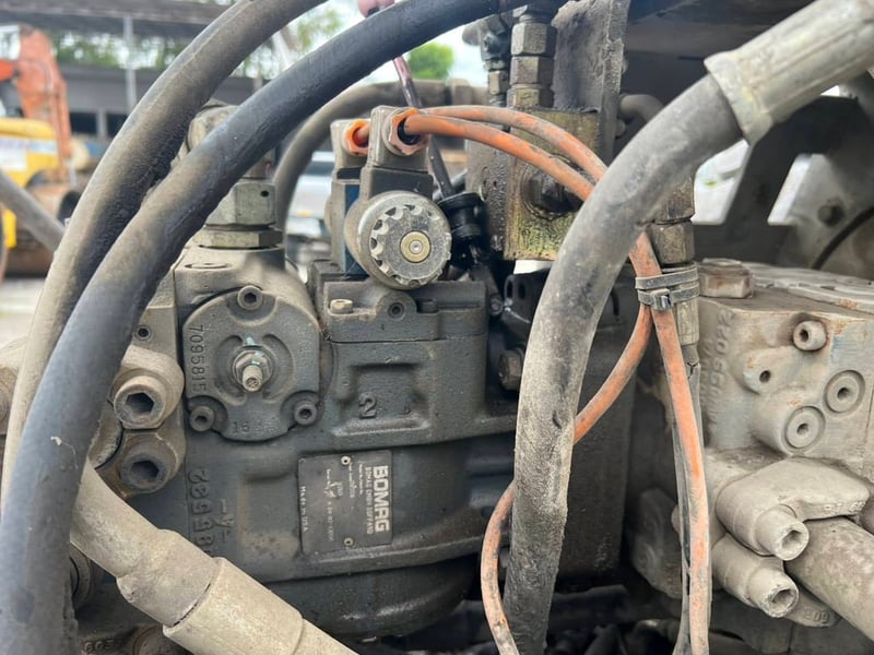 ขายรถบด25ตัน. Bomag BW225D-3ใช้งานได้ดี มีทะเบียน ราคา1,350,000