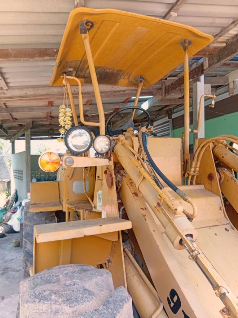 รถตักล้อยางCAT 910ใช้งานได้ ใบซื้อขาย ราคาถูก2.4แสน รถตักล้อยางCAT 910ใช้งานได้ ใบซื้อขาย ราคาถูก2.4แสน