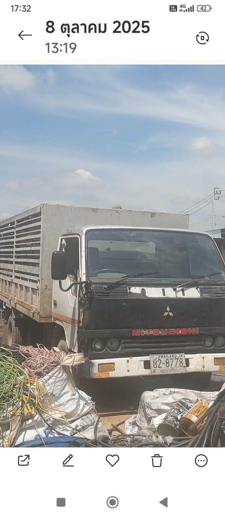 ขายรถ6ล้อดั้มmitsubishi 110แรง มีทะเบียน ใช้งานดี ราคาถูกดี129,000
