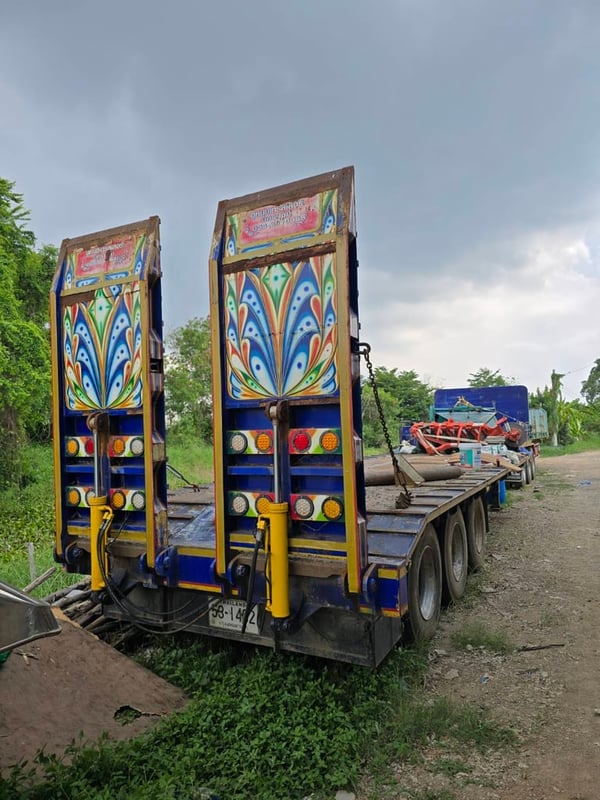 ขายหัวลาก พร้อมโลเบส hino  ss691a 440แรง มีทะเบียน ใช้งานดีราคา1,150,000