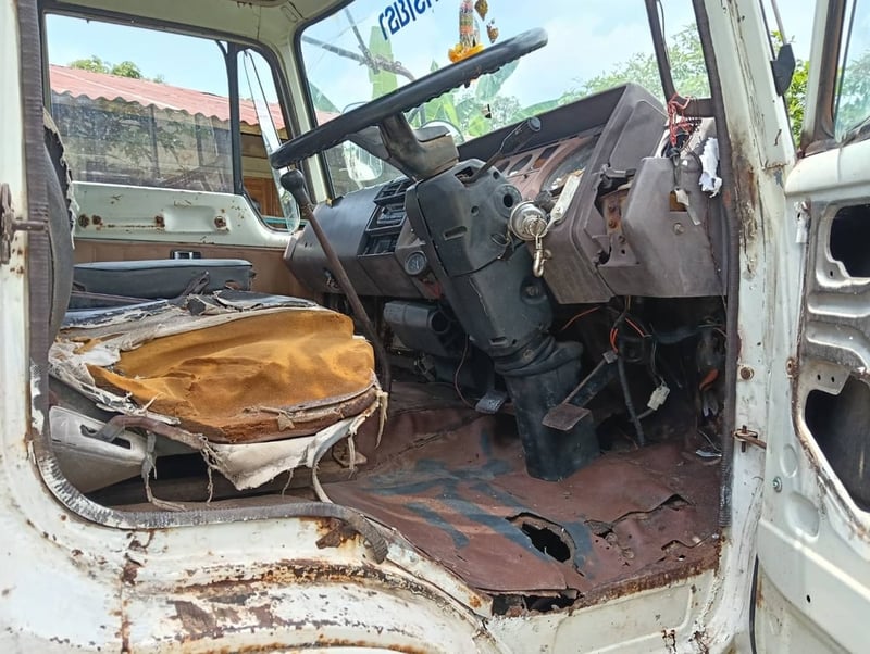 รถเทเลอ10ล้อ1เพลา hino fm18 180แรง มีทะเบียน ราคา2.5แสน รถเทเลอ10ล้อ1เพลา hino fm18 180แรง มีทะเบียน ราคา2.5แสน