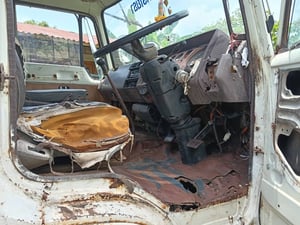 รถเทเลอ10ล้อ1เพลา hino fm18 180แรง มีทะเบียน ราคา2.5แสน รถเทเลอ10ล้อ1เพลา hino fm18 180แรง มีทะเบียน ราคา2.5แสน